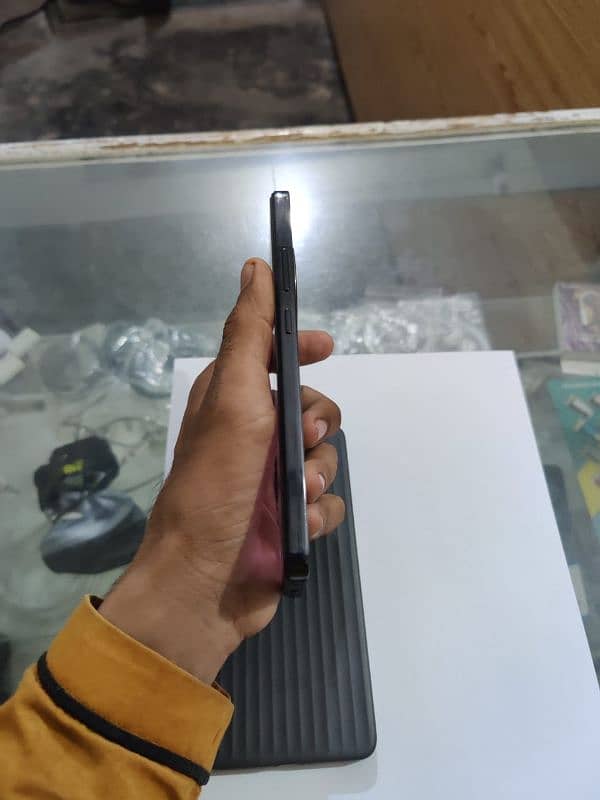 OPPO Reno 12f 3