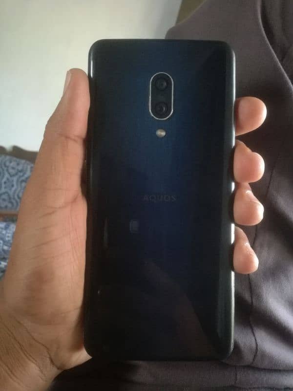 Aquos zere 2 non pta 8gb 256 gb 2