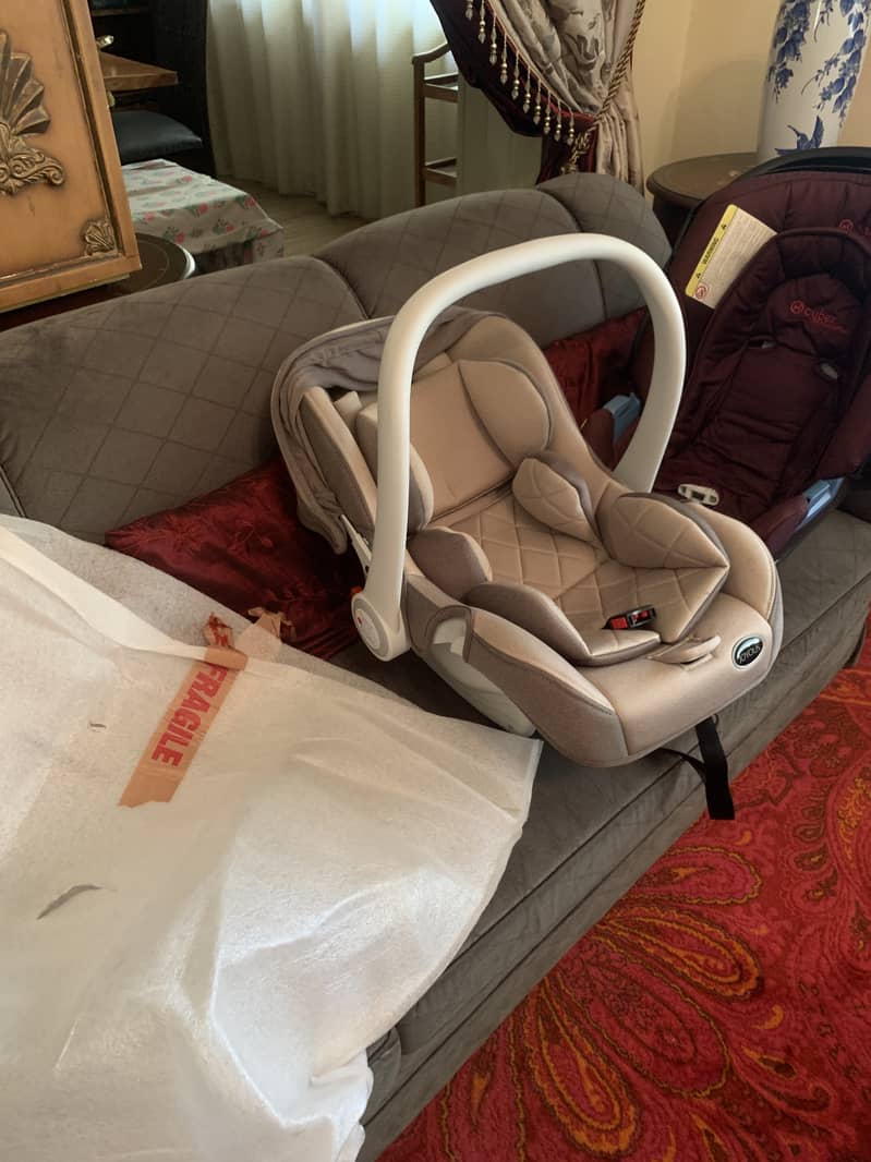 Brand New Baby Carry Cot 3