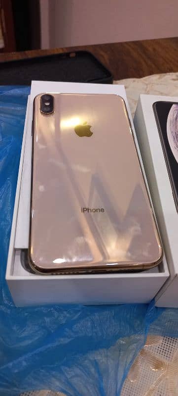 iphone xsmax 512gb Factory unlock 10/10 CONDITION 2