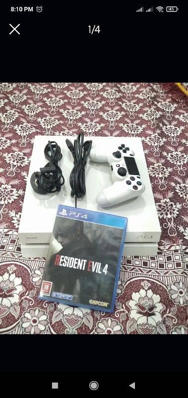 playstation 4 with cd resident evile 4 remake 0