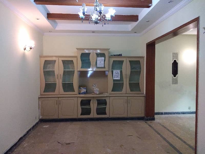 5 Marla Spacious Upper Portion Is Available In Punjab Coop Housing Society For rent 1