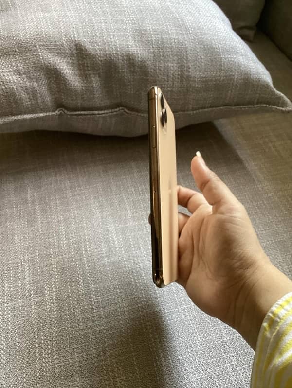 IPHONE 11 pro max 256 gb 3