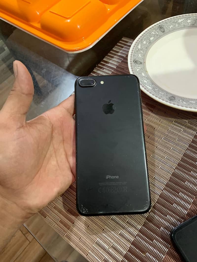 Iphone 7 Plus 128 GB PTA Approved Official 4