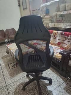 Gaming Chair Full Size 10/10 conditions