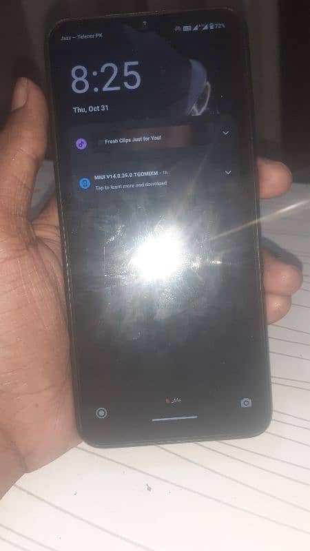 10 /10 condition redmi  mobile Mai no issue hai 2