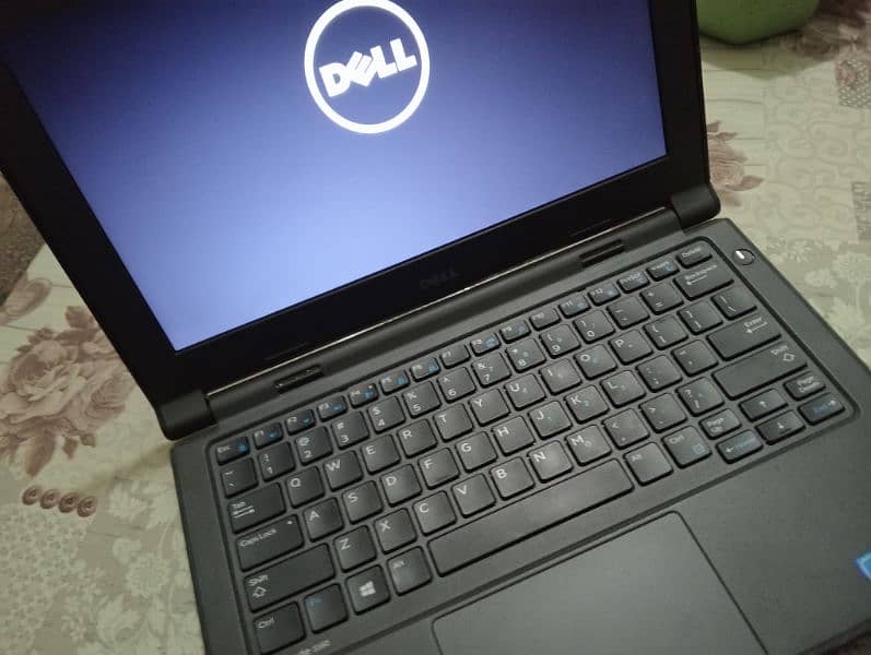 Dell laptop 4th generation 6