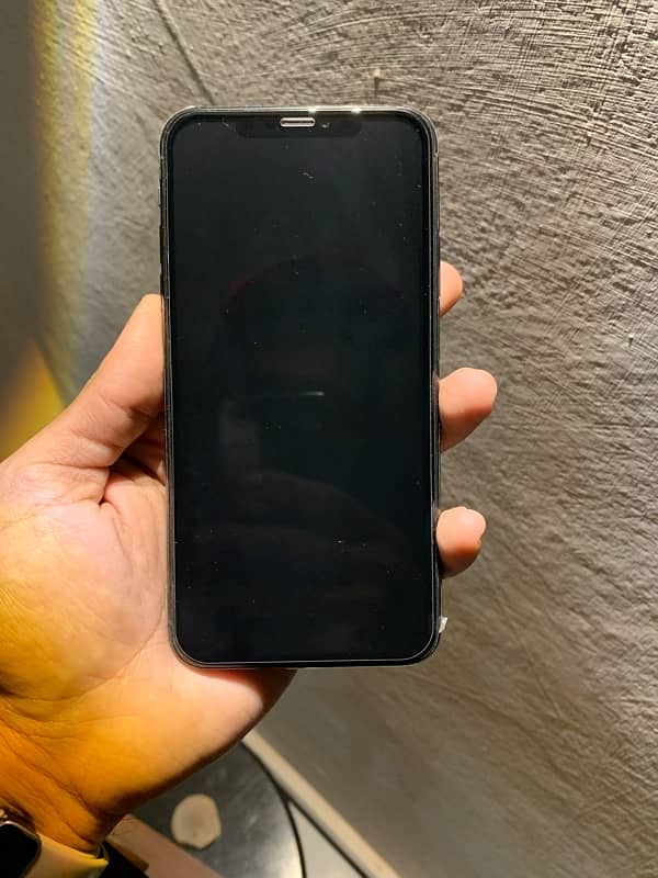 Iphone 11 Pro Max PTA 256GB 1