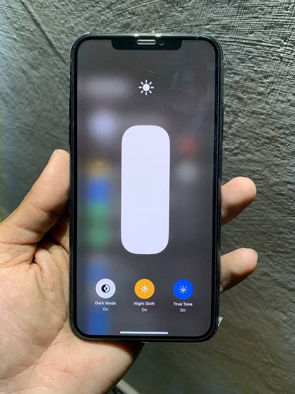 Iphone 11 Pro Max PTA 256GB 2