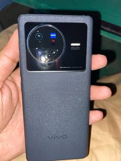 Vivo x80 with box