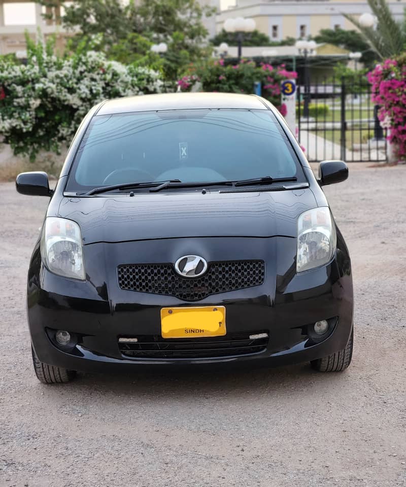 Toyota Vitz F 1.0 (Bulldog Shape) 2