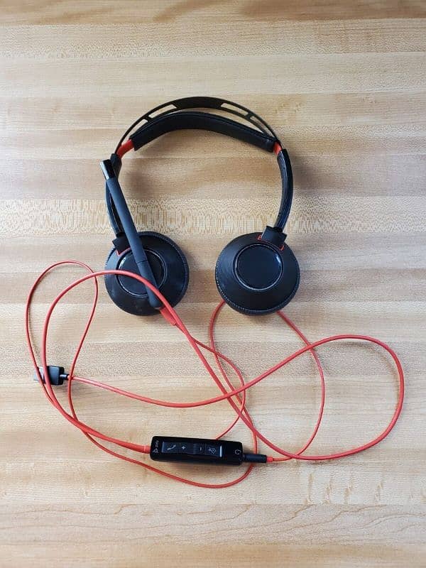 Plantronics 5