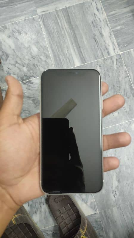 Iphone XR non PTA 64 Gb white 0