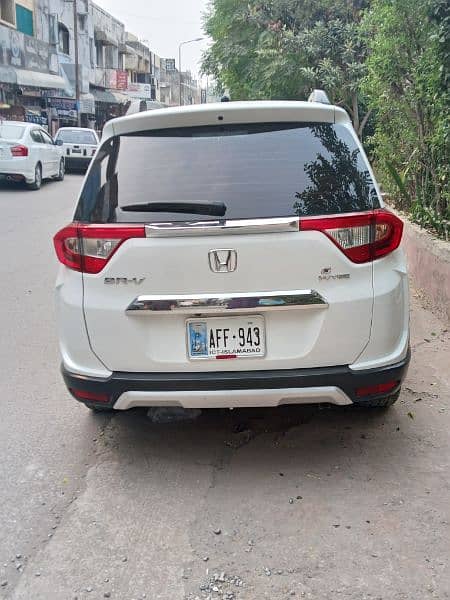 Honda BR-V 2017 14