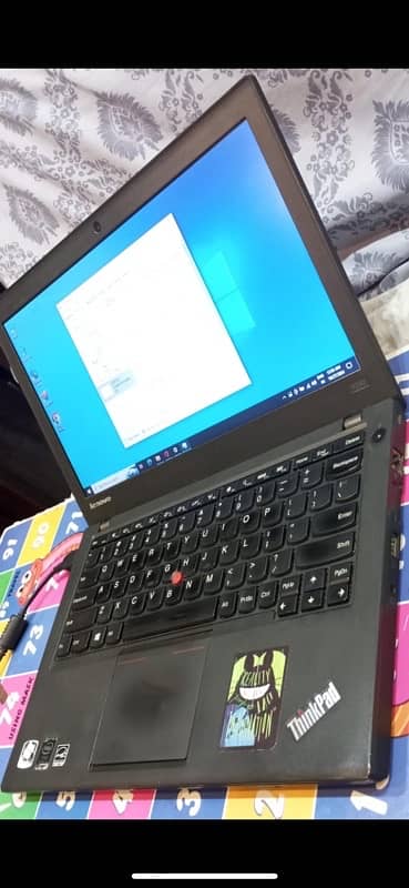 Lenovo i5 X240 Laptop 3