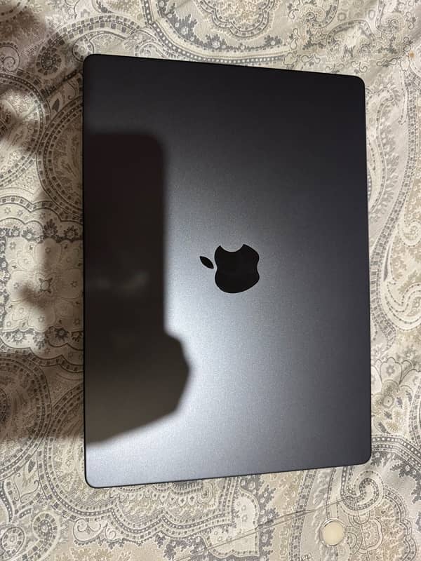 MacBook Pro M3 pro 0