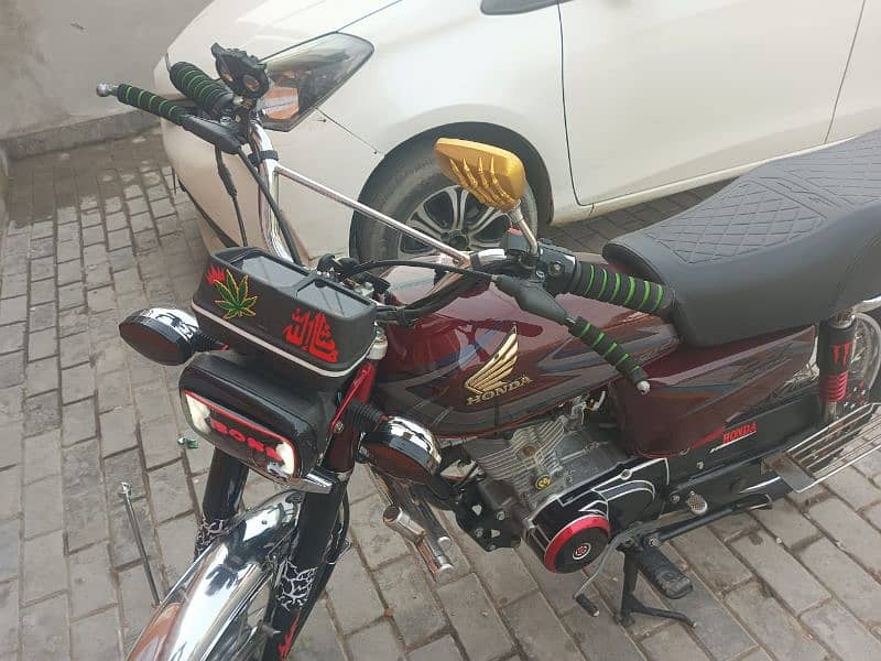 Established Glories Store & Honda  Bike for sale 17