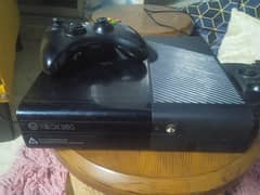 Xbox 360 slim e jtag 250 gb 2 controllers