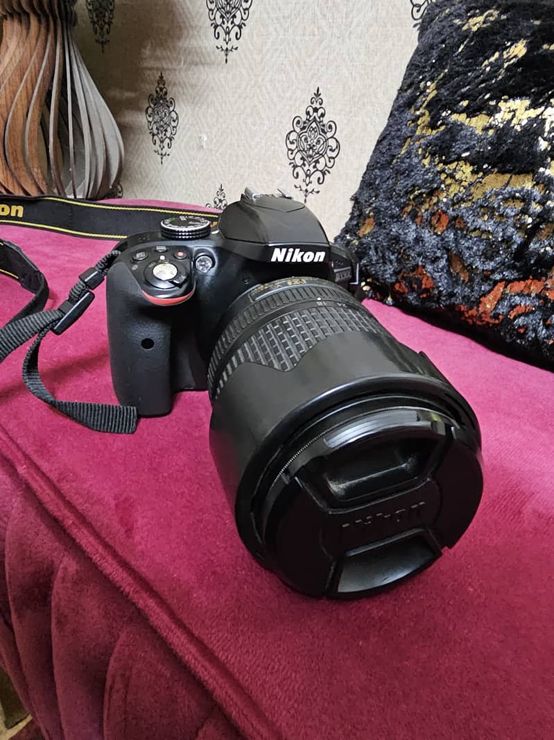 Nikon D3300 With 18mm 55mm Kit 0