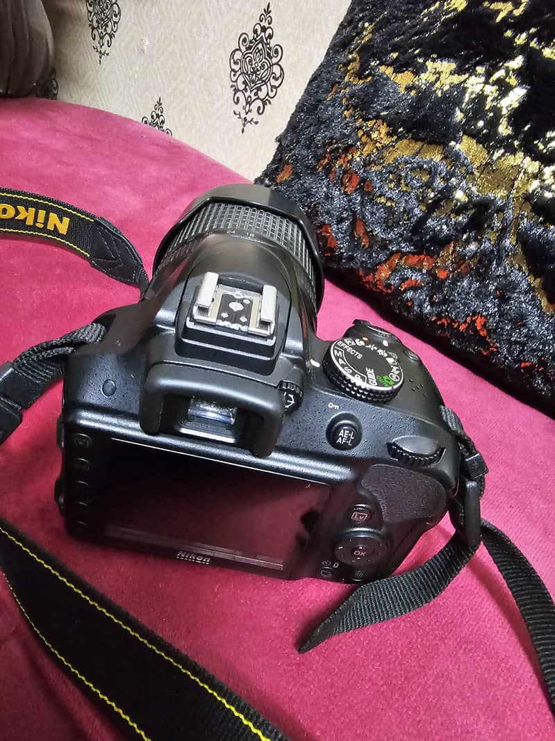 Nikon D3300 With 18mm 55mm Kit 3