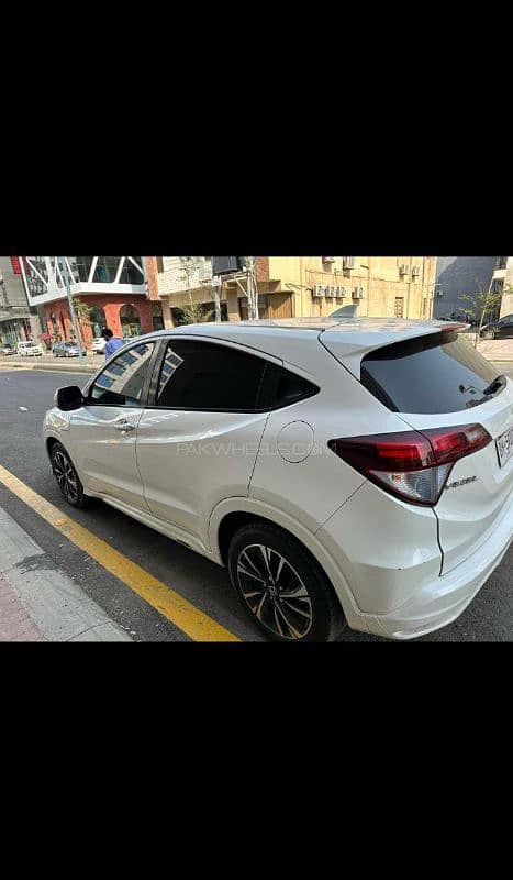 Honda Vezel 2015 8