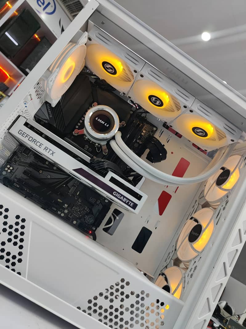 "Your Dream Setup Awaits: Custom-Built Gaming PCs!" Order Now ! 1