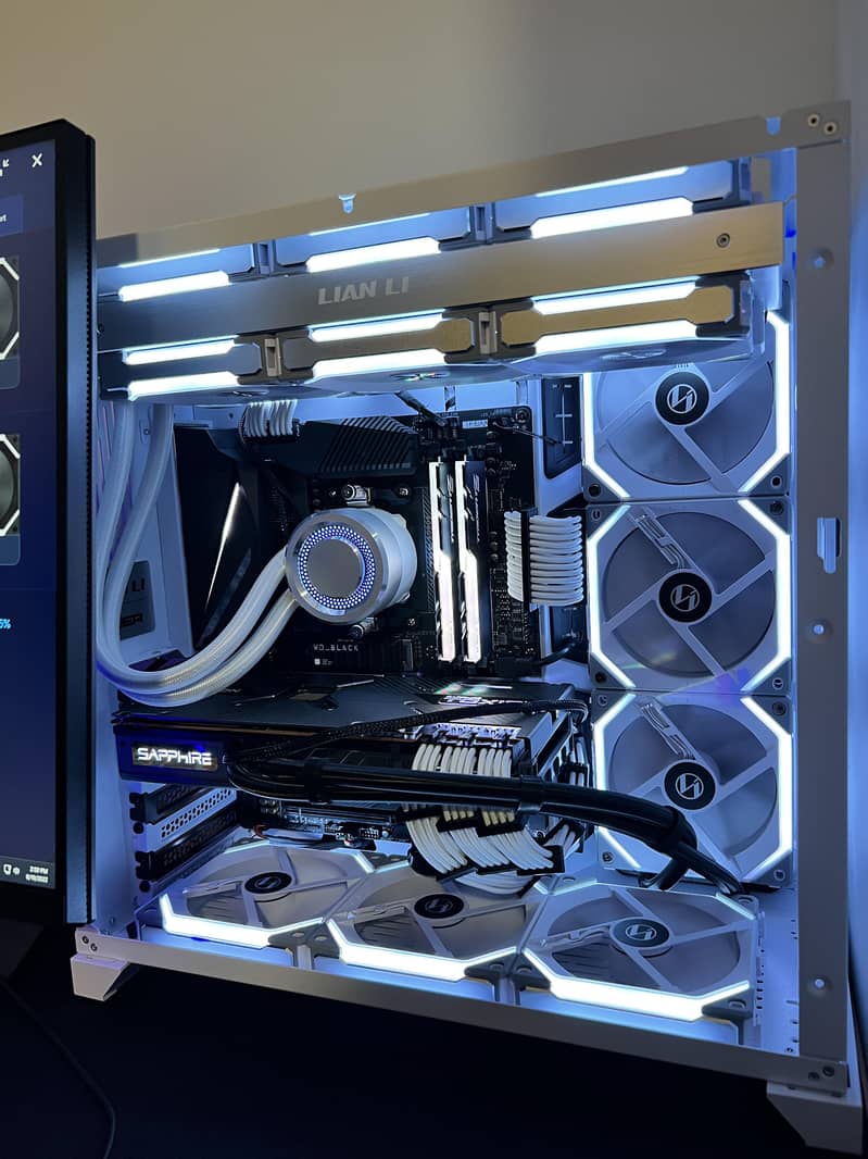 "Your Dream Setup Awaits: Custom-Built Gaming PCs!" Order Now ! 6