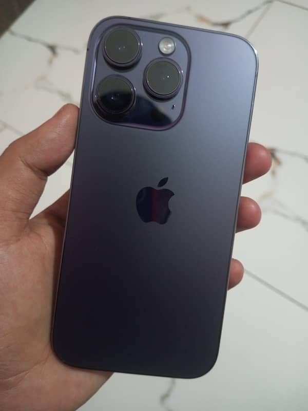 iPhone 14 Pro 0