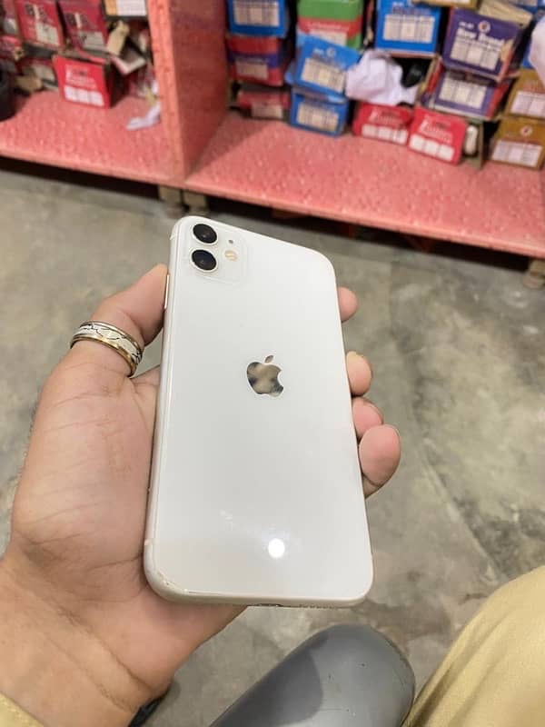 iphone 11 , 128 gb  non pta 1