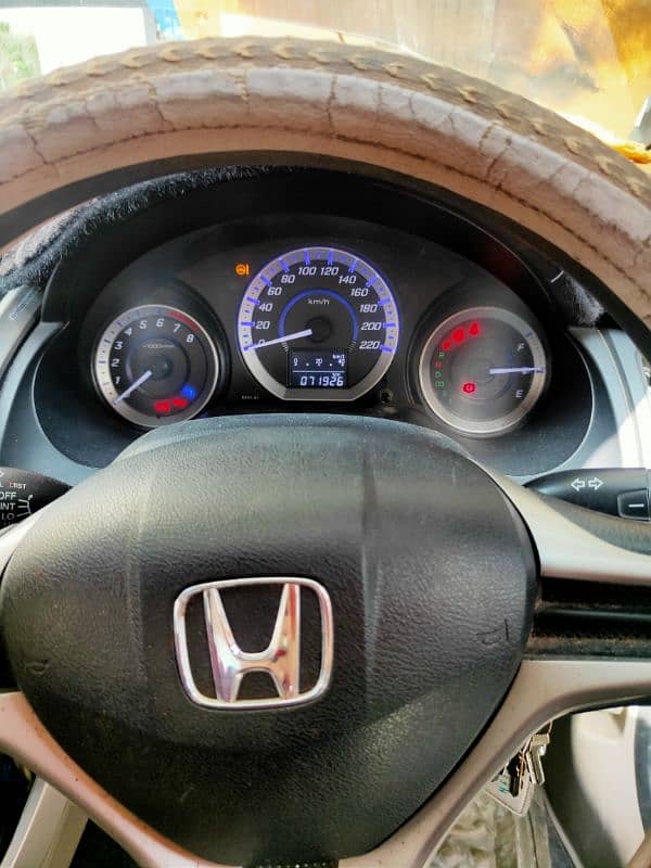 Honda City Aspire 2015 6