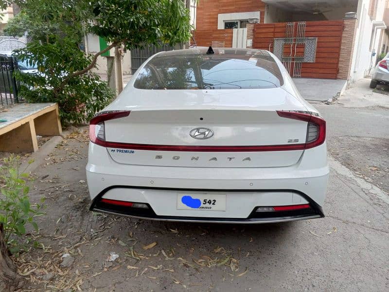 Hyundai Sonata 2022 1