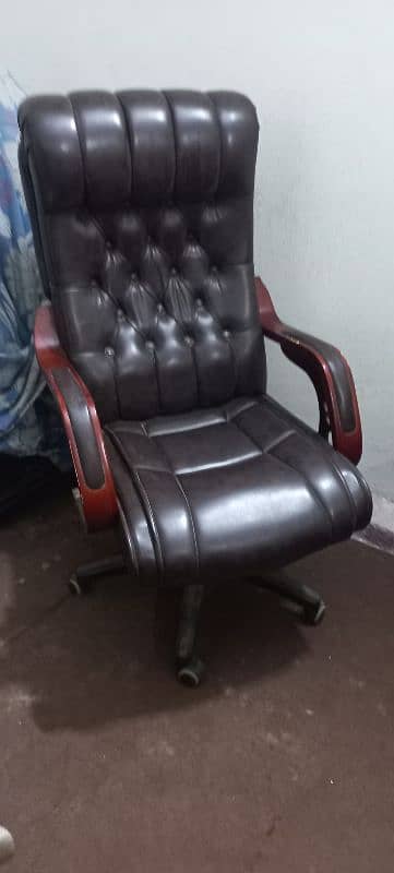 VIP Boss Chair 1