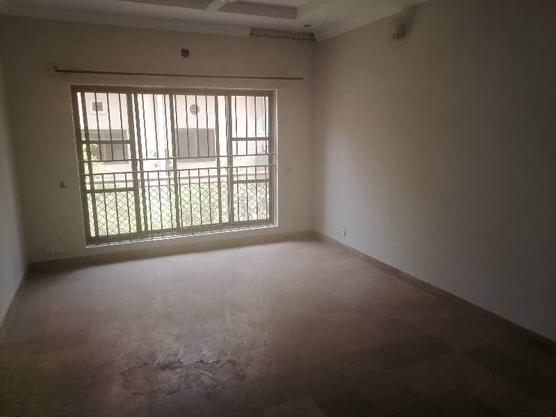 10 Marla House Single Unit For Rent 15