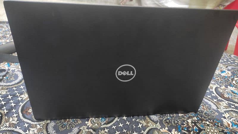 Dell Laptop i7 1