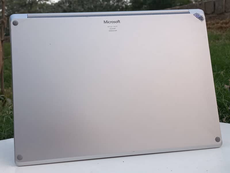 Microsoft Surface Laptop 5 for Business 15" Core i7 12th gen like new 12