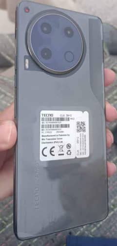 Tecno Camon 30 12+6/256