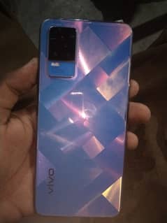 vivo v21e only charger 10 by 9 8/128 saaf condition or nic do ga