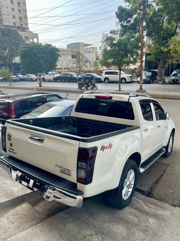 Isuzu D-Max V-Cross 2019 2