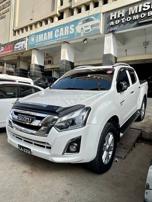 Isuzu D-Max V-Cross 2019 3