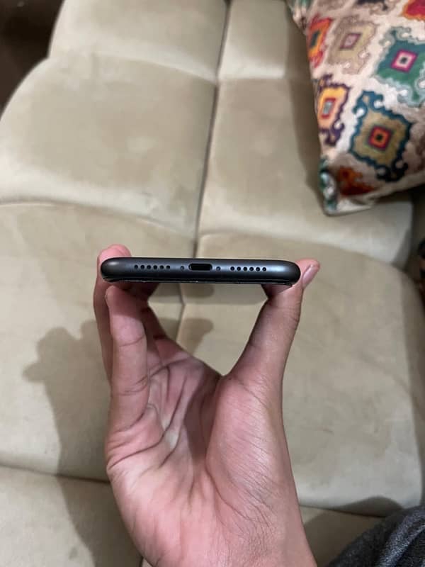 iPhone 11 jv for sale only serious buyers can contact 2