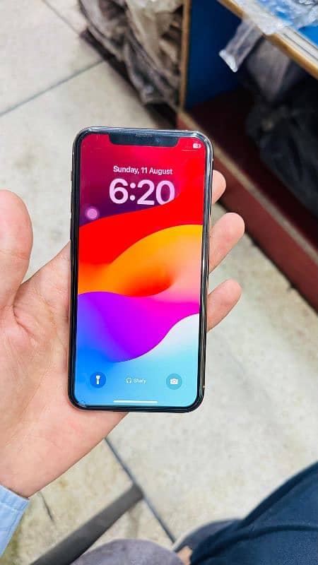 I phone 11pro 64gb non pta 1