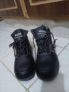 Branded Safety Shoes