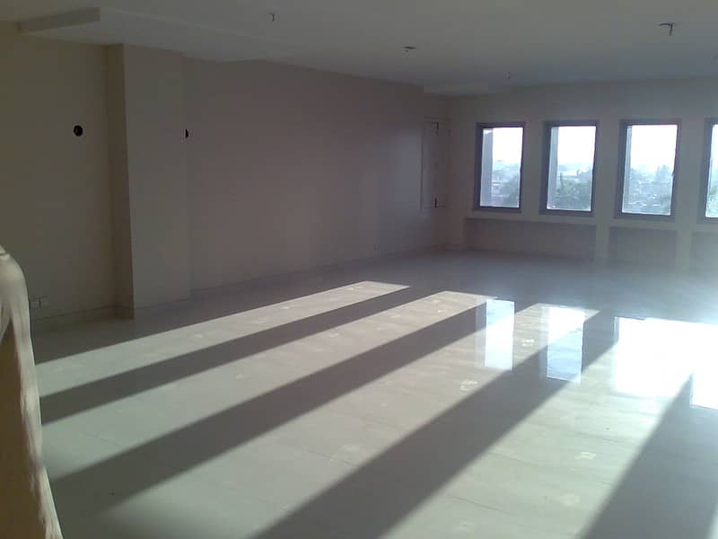 1543 Sq Ft Office Space Available at Parsa Tower On Rent, Main SHF 1