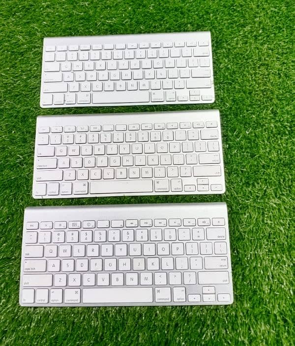 Apple Magic 1 Keyboard Stock Available 3