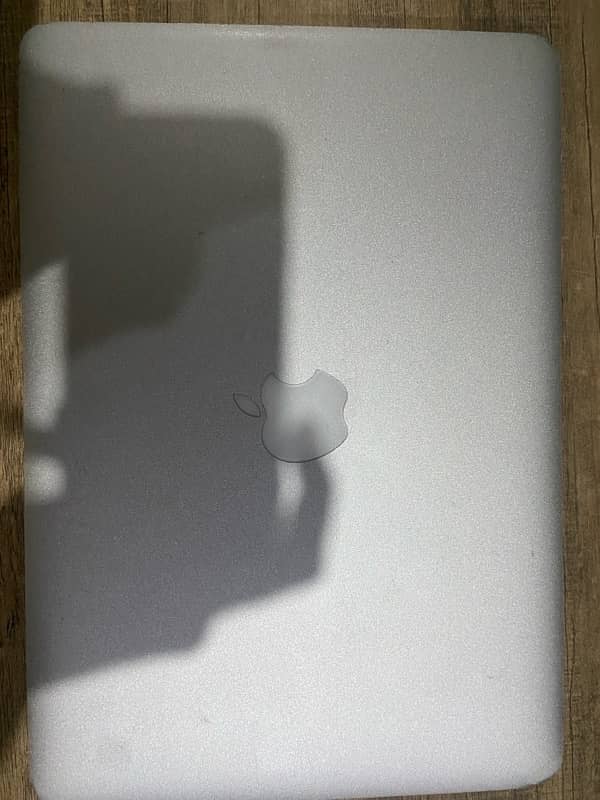 MACBOOK PRO 8GB/120GB 3