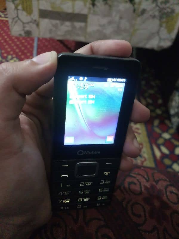 Qmobile 1