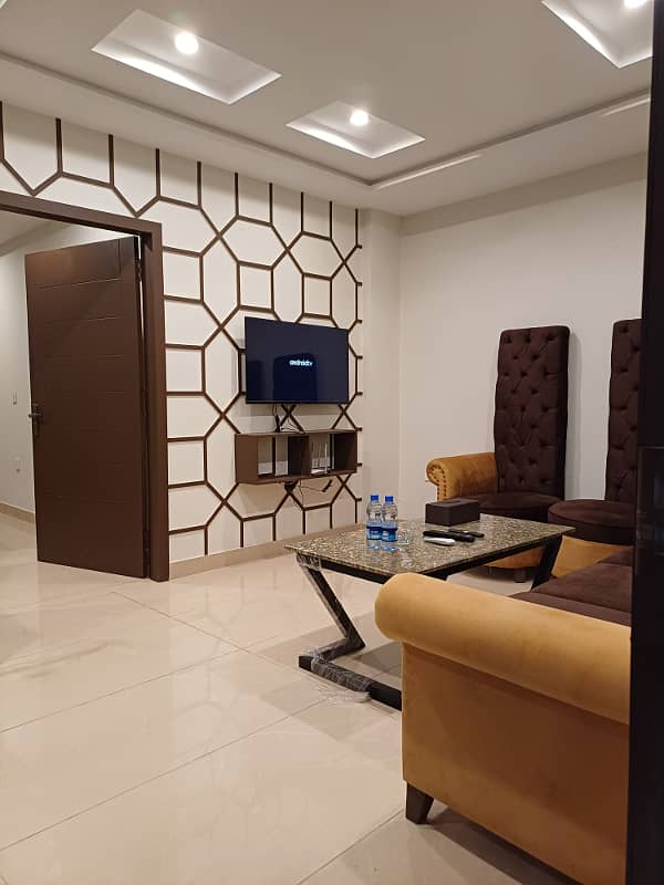 1 BEDROOM FULLY FURNISHED APARTMENT FOR SALE IN BAHRIA TOWN LAHORE 27