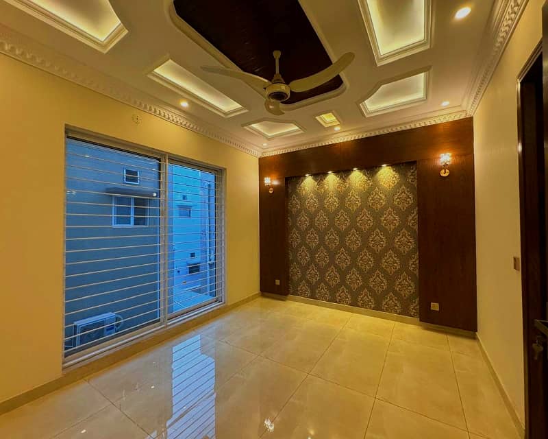 10 Marla brand New House for Rent in Bahria Town 36