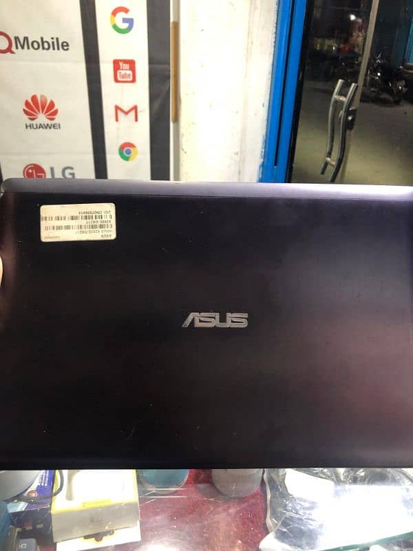 Asus Laptop 1