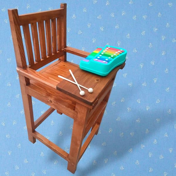 wooden high chair for kids / toddlers 0